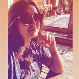 Meet your Posher, Lyndsey